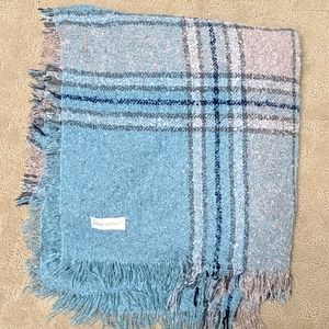 New without tags Simply Southern blanket scarf